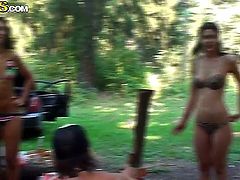 Hot college teens strips and enjoy a nice outdoor fuck after enjoying a few drinks
