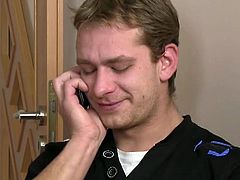 See a cute twink plumber letting his client blow his dong before he bangs his ass balls deep into a mind-blowing explosion of anal pleasure.