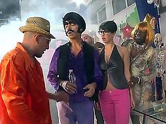 Pretty hot and sexy boys and girls Eliza G, Henessy S, Marcus M and Omar Galanti are pleasing each other with hot oral sex.