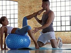 Ardent and saucy brunette with sweet tits wears tight sport pants and top. Gorgeous babe with sweet tits bends over the gym ball to seduce her horny coach for sex. Check out this awesome flexible cracker in 21 Sextury xxx clip and get ready to jizz at once.