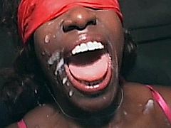 A black amateur girlfriend gives hot sloppy blowjobs and receives tons of cum on her face ! Genuine homemade hardcore bukkake !