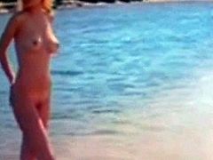 TWO SMOKING HOT TEEN NUDISTS PLAYING FRISBY AT THE NUDE BEACH