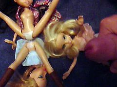 Three Bratz Dolls Wank