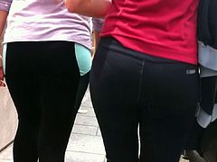 Ass voyeur 23 - Two teens in sport leggings VPL