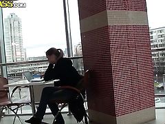 Amazing hooker takes oral sex to the whole new level