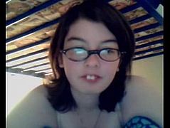 Female Orgasm - Nerd Squirts & Soaks Sheets on Cam