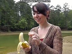Watch a horny emo brunette chick licking an ice cream and eating a banana before letting her man finger her shaved slit. Then she's ready to ride his cock before blowing it viciously.