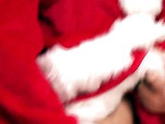 Akiho Yoshizawa has some dirty fantasies to be fulfilled in cumshot action