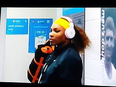 Serena Williams pregame twerk (((RARE FOOTAGE)))