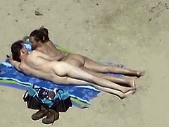 Couple handjob hidden cam on beach