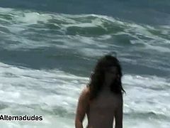 Alternate Dudes brings you a hell of a free porn video where you can see how the horny surfer dude Spencer Kayne plays with his hard cock while assuming very hot poses.
