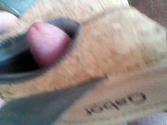 NICHT mit den schuhen der schwiegermutter