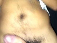 mamando a macho peludo delicioso