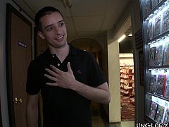 Press play to watch this hetero, with a big pole wearing a shirt, while he believes he is gonna get a fellatio from a lady and instead a man serves it.