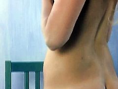 Vanessa Cage shows her love for masturbating