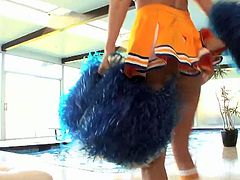 Tall and slender blonde Juelz Ventura wearing a cheerleader uniform seducing her athlete lover. They started by giving him a sweet blowjob and get fucked in missionary.