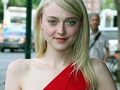 Dakota Fanning Jerk off challenge