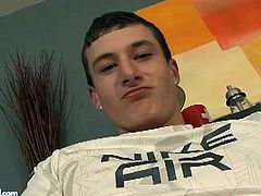 Gay boy Robin Hunter getting naked in front of the camera and started masturbating at his bedroom, pinching his ass cheeks all over while looking at the cam seductively.