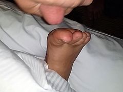 cumming over girlfriends sexy feet