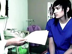 Gorgeous mature doctor seduces a young brunette patient