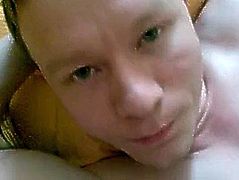 Marat gets cumshowered