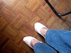 Walking with my suoer high heels!