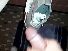 Schuche der Freundin gefickt
