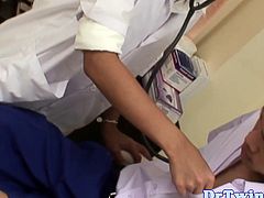 Peefetish filipino doctor blows twink