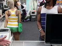 Black BF let the pawn man fucks his GF to earn extra money