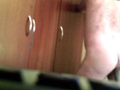 Man cumming by cam