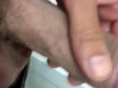 dic in hand
