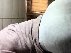 Brandi Mae is Twerking her tight Muscle Ass