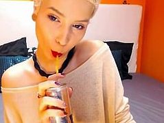 kim smoking on cam