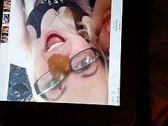 My cum tribute to an open mouthed little hottie