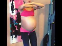 pregnant gym