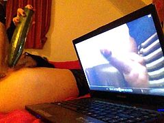 Dutch Xhamster Milf: Tribute to me with Cucumber