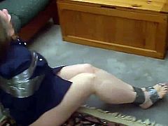 Chubby MILF duct taped struggle