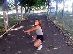 RUSSIAN DANCE TWERK