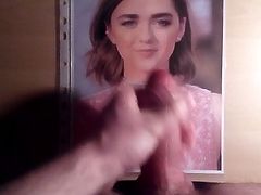 Cumtribute 3 on Maisie Williams