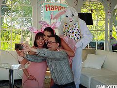 While family is busy taking selfies, Avi Love is busy playing with Mr. Bunny's big cock! She was not interested in celebrating, but this stud pulled something out of his rabbit suit, that managed to convince her.
