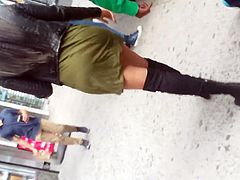 Jiggly Tall Sexy Big Booty Latina In Green Dress.mp4