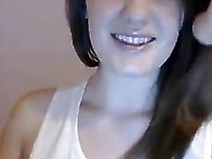 Sexy brunette slut stripteasing and seducing for fun on webc