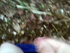 WANK AND CUM in SWEETCORN FIELD