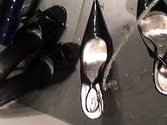 Pissing on High Heels and Dildos