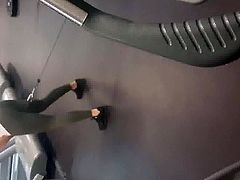 Leggings bend over in gym!