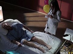 Let's hope this sexy nurse knows what she's doing. She has her own plan for how to celebrate the birthday in the hospital... let's see! Join and watch Lilly sucking Johnny's dick and balls with great passion.