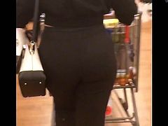 PERFECT ASS ON WHITE GIRL WITH HER BOYFRIEND!!