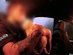 Cop fucks blonde on backseat