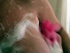 shower tits