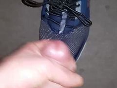 meine neuen Sneakers eingesaut